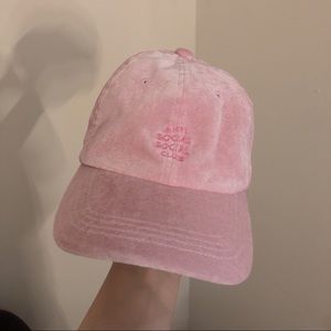 Anti Social Social Club cap pink velvet